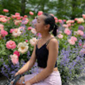 Meet your Posher, Vivian